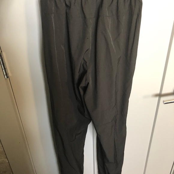Women’s Quick Dry Jogger Hiking Pants w/ Zipper Pockets - Picture 2 of 6